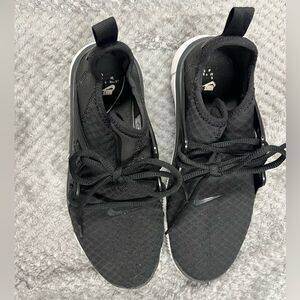 Nike Acalme AQ7459-001 Sneaker sz8